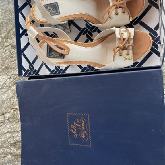 Ladies size 10 Milly Sperry Top Sider - Picture 7 of 14